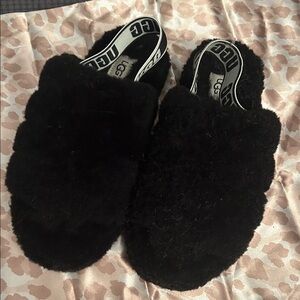 UGG Women's Black Fuzzy Slippers